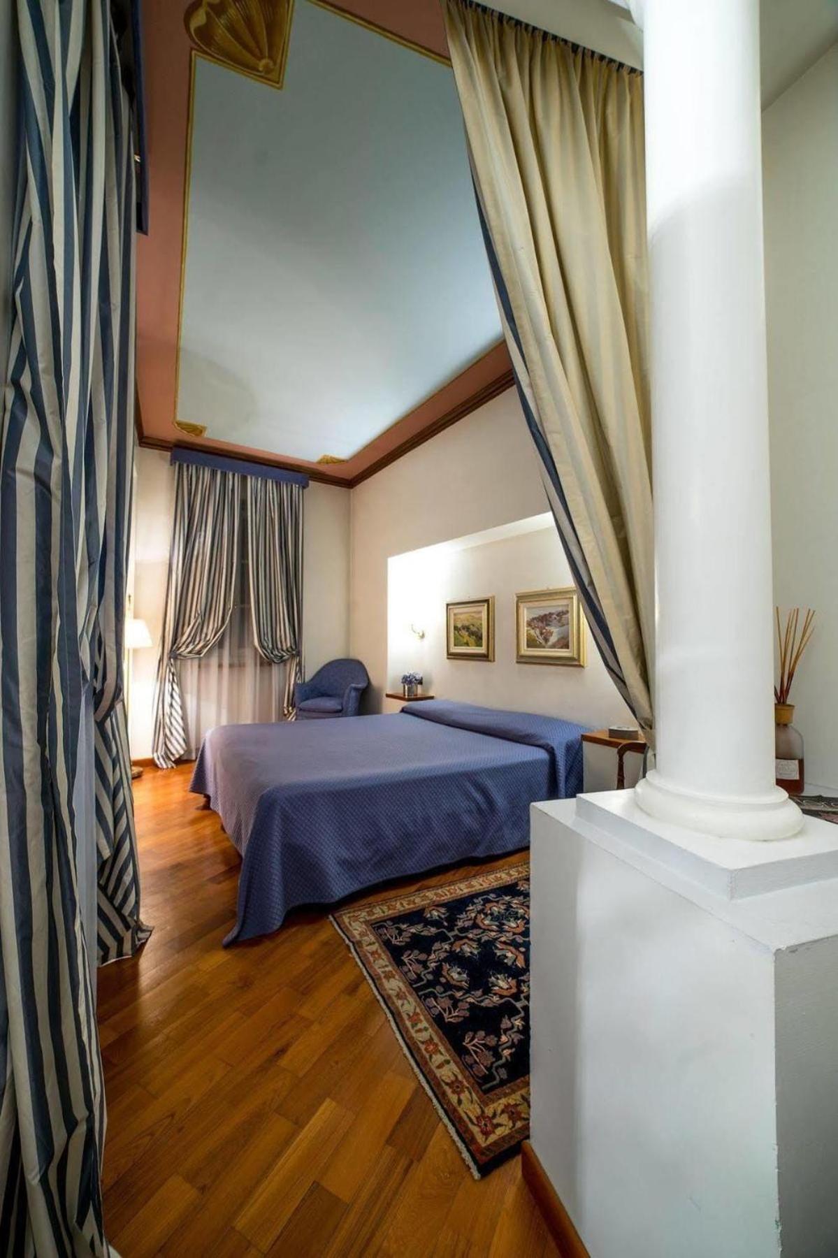 Palazzo Finati Bed and Breakfast Alba  Eksteriør billede