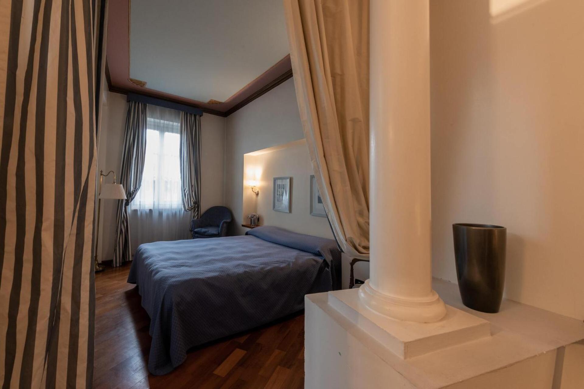 Palazzo Finati Bed and Breakfast Alba  Eksteriør billede
