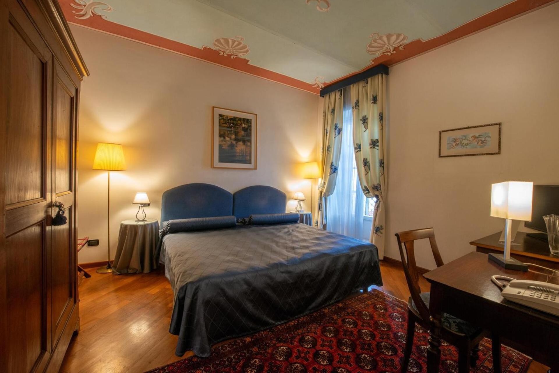 Palazzo Finati Bed and Breakfast Alba  Eksteriør billede