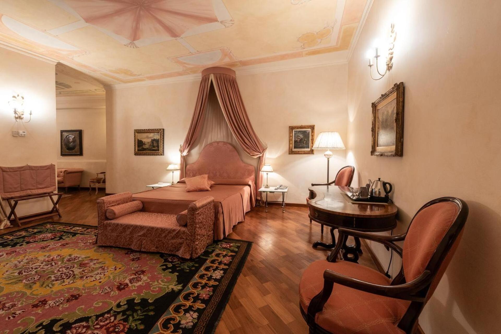 Palazzo Finati Bed and Breakfast Alba  Eksteriør billede