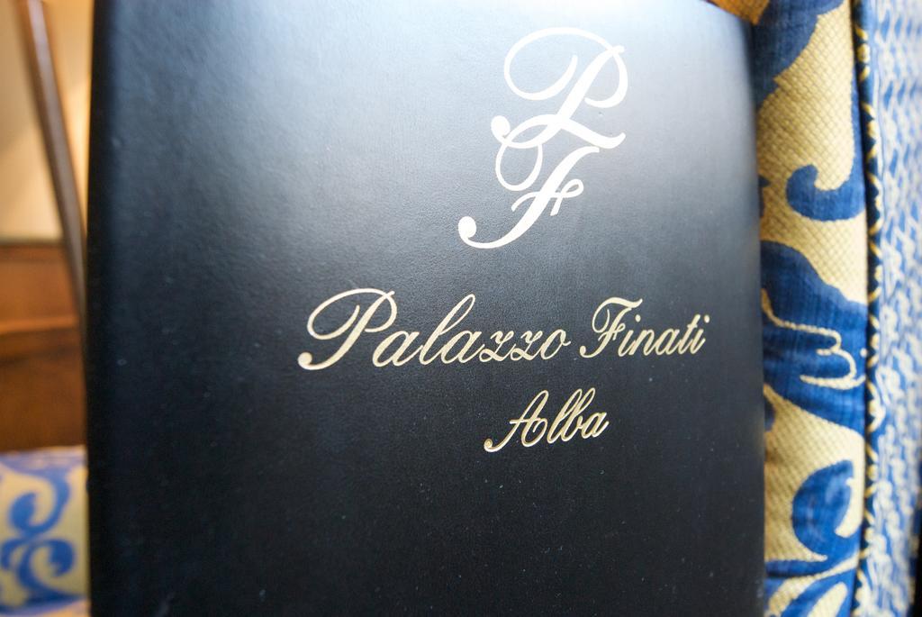 Palazzo Finati Bed and Breakfast Alba  Eksteriør billede