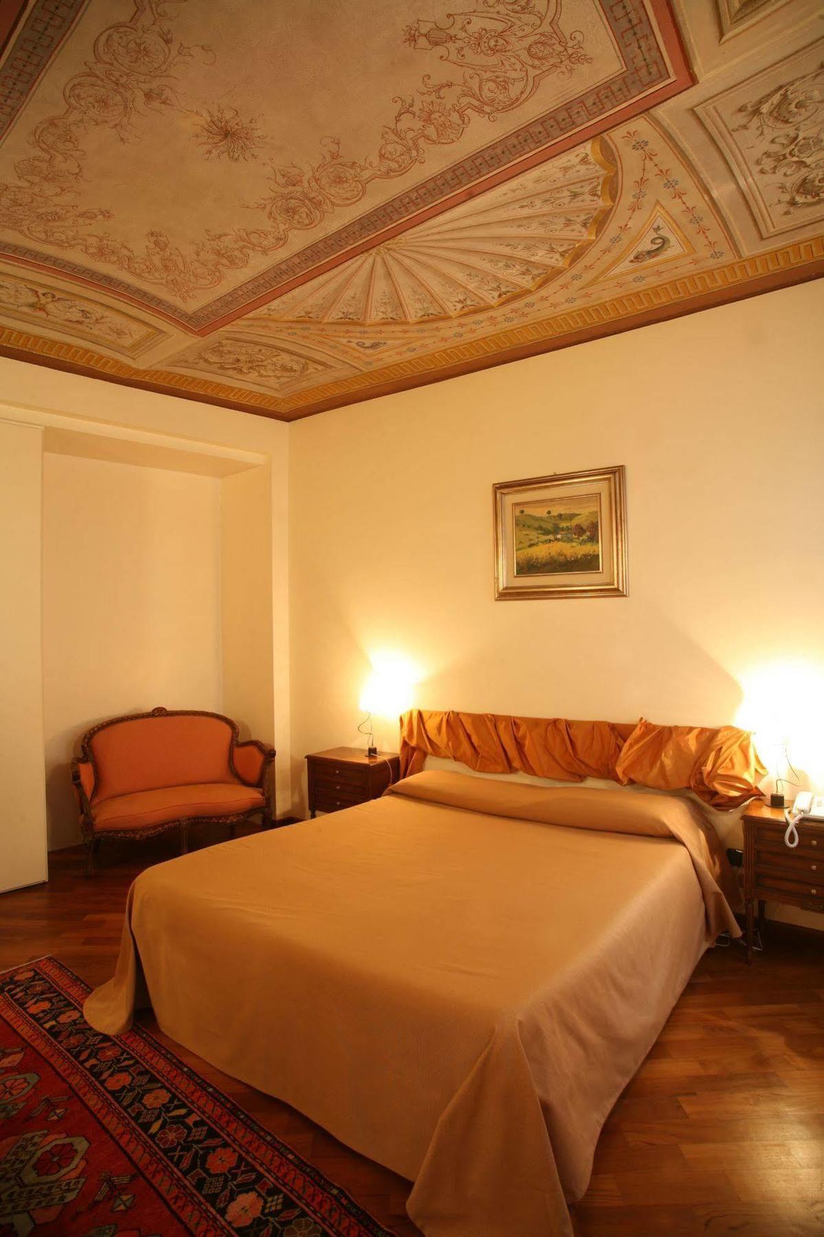 Palazzo Finati Bed and Breakfast Alba  Eksteriør billede